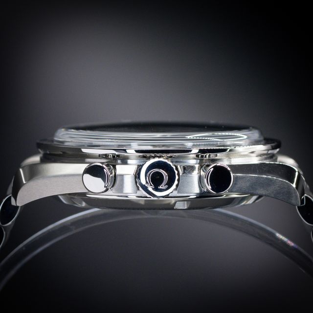 Omega Speedmaster Moonwatch Professional 310.30.42.50.04.001 Image 2